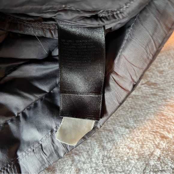 The North Face Women’s Tonnerro Quilted Goose Down Jacket Rabbit Grey Medium - Picture 8 of 9